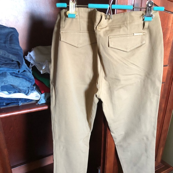 Jean - Picture 3 of 4